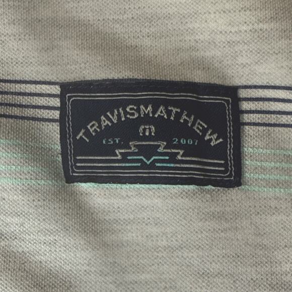 Travis Mathew Polo Shirt Mens Large Light Gray Short Sleeve Logo Golf - Picture 2 of 4